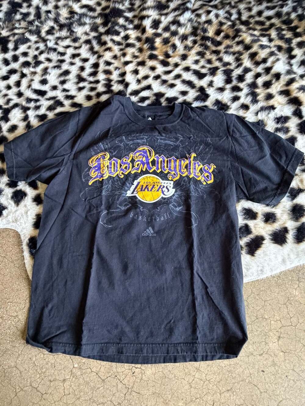 Adidas NBA Los Angeles Lakers T-Shirt Size L Black Graphic